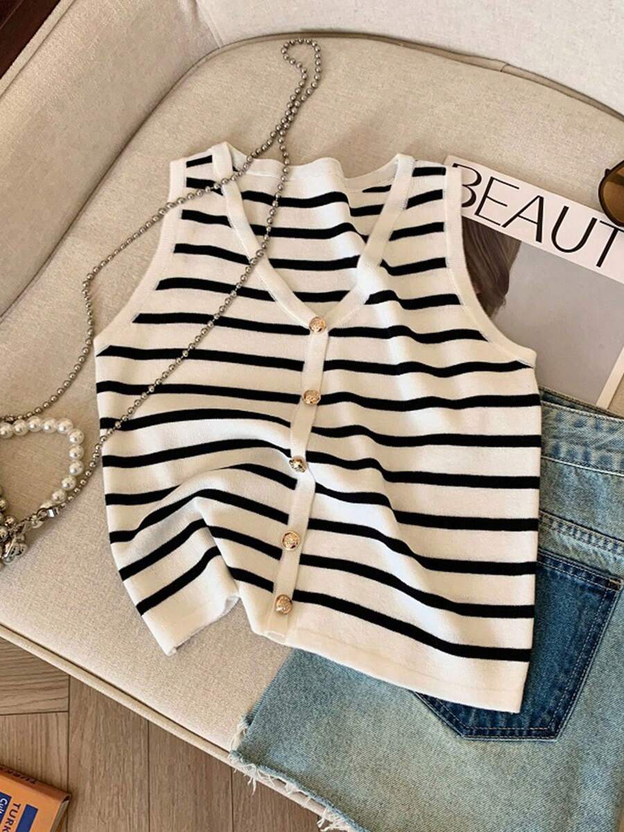 2026新款休闲优雅约会针织黑白撞色仿纽扣上衣 - 白色 - 查看 1