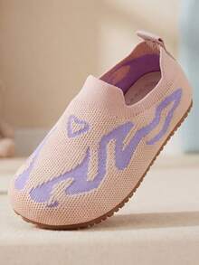 2026 Scarpe sportive per bambini e bambine di 3-12 anni. Tessuto intrecciato con motivo a onde contrastanti rosa e viola. Scarpa a maglia elastica monoblocco. Suola in morbida gomma antiscivolo. Leggere e traspiranti. Adatte per uscite quotidiane. Abbigliamento per primavera ed estate! - Rosa - Visualizzare 4