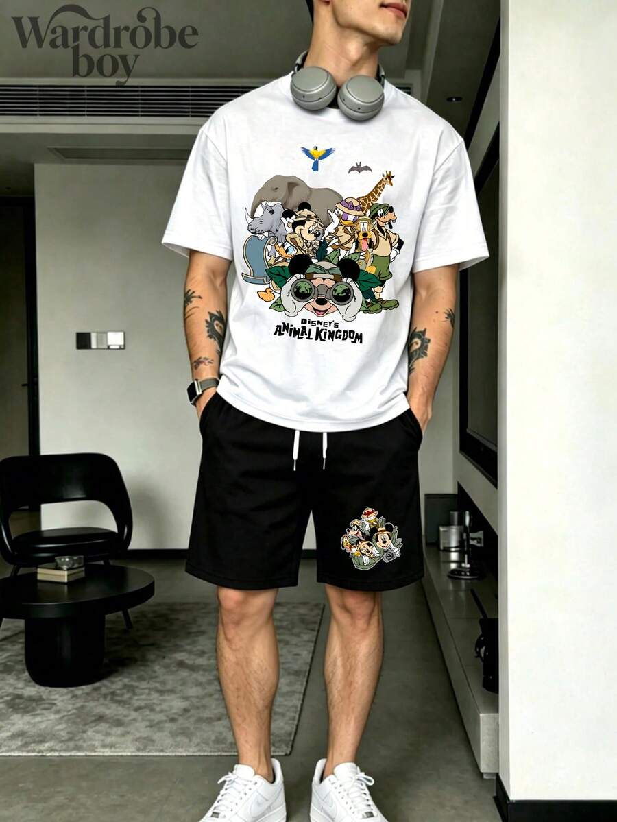 Disney Licensed Short-Sleeve Printed T-Shirt And Shorts Set, Men's Two-Piece Set, Featuring A Cartoon Print T-Shirt And Shorts With A Mickey Mouse Family Jungle Adventure Theme, Suitable For Family Outings And Vacations. Unisex. Comfortable And Breathable. - 黑色+白色 - 查看 1