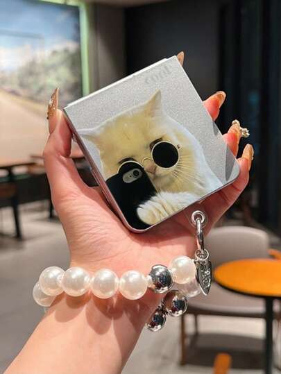 1pc Fashion Silver Simple Cute PC Material Photo Cool Cat Element Folding Phone Case, Paired With Same Color Bracelet, Can Protect And Prevent Falling For: SamsungGalaxy Zflip 5/Zflip 6/Zflip 7/ Razr 60/ Razr 50/Galaxy Z Flip7 FE