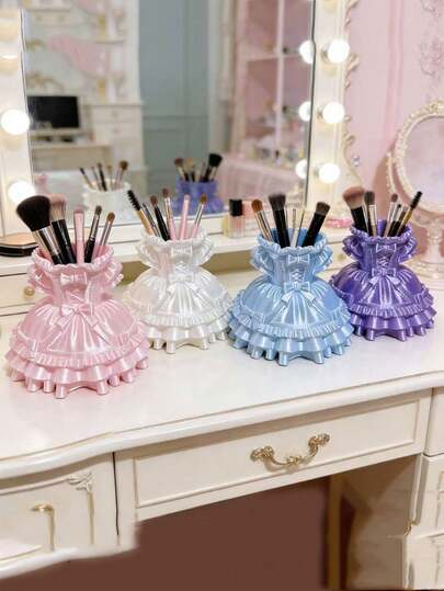1pc Luxury High-End Princess Dress Makeup Brush Holder Jewelry Box, Silk-Like Texture Cosmetic Brush Pot Desktop Organizer