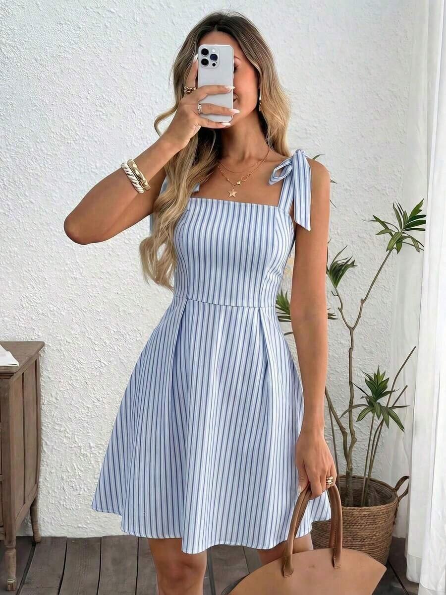Vestido mini de mujer con cintura ceñida, tirantes anudados y unicolor - Azul y blanco 2 - Ver 1