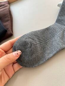 4 Pairs Women's Summer Thin Crew Socks, Breathable Lightweight Solid Color Mid-Calf Socks, Casual Daily Fashion Knee-High Socks - Multicolor - View 7