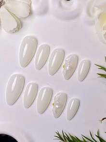 10 Pieces Handmade Almond-Shaped Press On Nails, White Transparent Carved False Nails. Hand-Painted With White Nail Base And Decorated With Handmade Transparent Three-Petal Flower Carvings. Elegant, Romantic And Minimalist, These High-End, Sexy And Light Luxury Nail Patches Are Suitable For Daily Wear, Dates, Concerts And Light Business Occasions, And Are An Excellent Gift For Women And Girls. - Multicolor - View 6