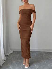 PRETTYGARDEN Women's Summer Dresses Off The Shoulder Dress Ruched Bodycon Sleeveless Evening Elegant Dresses Wedding Guest Graduation Cocktail Club Party Maxi Dresses - 深棕色 - 查看 3