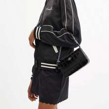 Coach Women's Nolita 19 Bag - 黑色壓紋 - 查看 2