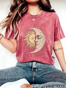 Women's Bohemian Style T-Shirt With Mysterious Moon And Sun Face Pattern Print, Vintage Hippie Style, Short Sleeve Casual Round Neck Top, Perfect Choice For Spring And Summer Women's Fashion 2025 - 玫紅色 - 查看 4