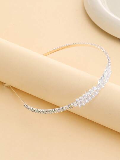 Silver Thin Headband With Transparent Crystal Cluster Like Wheat Ears In The Middle, Decorated With Color-Changing Rhinestones On Both Sides, Shiny And Ethereal