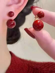 Pendientes de perlas con estilo francés 2026, pendientes de aguja de plata elegantes de moda retro de lujo y de peso ligero para mujeres - Blanco - Ver 15