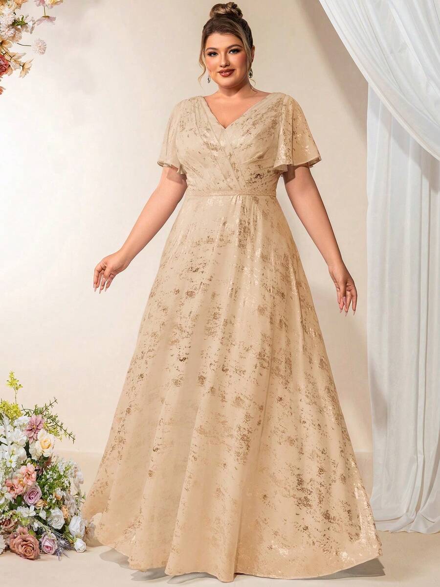 Đầm dạ hội sang trọng bằng chiffon, cổ chữ V sâu, đính kim tuyến lấp lánh, tay bồng, thích hợp cho tiệc tối. - Rượu sâm banh - Xem 1