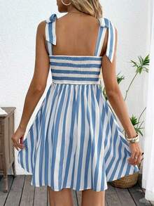 Vestido camisola con lazo frontal a rayas casual para mujer, vestidos de verano para vacaciones, vestidos de verano europeos, vestidos fluidos de streetwear casual para mujer - Azul y blanco - Ver 9