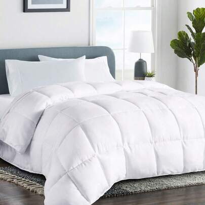 1pc Quilted Comforter - All Season Quilted Comforter, Polyester Fiber Filling, Bedding Comforter With Corner Loops