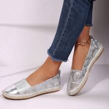 Women's Chic Espadrille Flats – Slip On Casual Vacation Walking Shoes - 銀色 - 查看 2