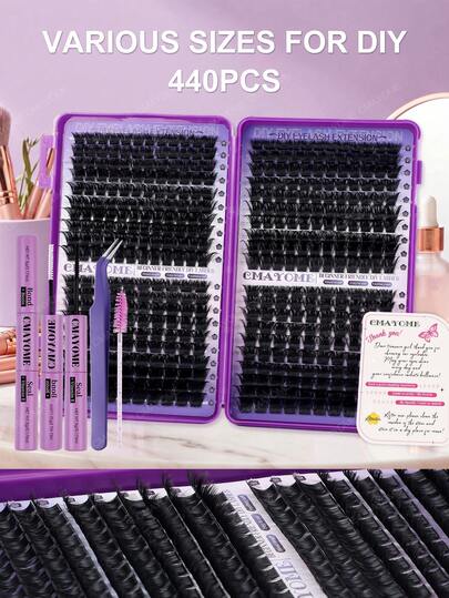 CMAYOME 480/440 D型卷大容量DIY分段簇状假睫毛，睫毛册采用自然手工嫁接，浓密蓬松，仿真假睫毛效果极佳，适合初学者DIY使用。假睫毛柔软防水，套装包含胶水、镊子和睫毛刷，只需几步即可轻松打造自然妆容，适合深邃、圆润、纤细的眼型，可用于舞台妆、派对、节日、旅行、生日等场合。