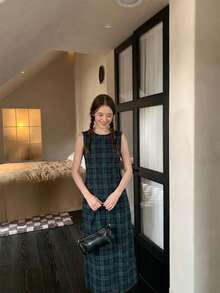 Retro Niche Round Neck Loose Back Slit Plaid Sleeveless Dress For Women - Blue - View 8
