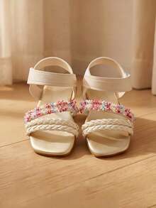 Kinderschuhe mit verstellbarem Klettverschluss, Mädchen Creme Weiß Sandalen mit niedrigem Absatz, bunte Quasten und geflochtenen Riemen, perfekt für Schule, Strand und Freizeit, weicher, schicker Stil für 3-12 Jahre - Beige - Übersicht 2