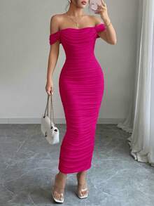 PRETTYGARDEN Women's Summer Dresses Off The Shoulder Dress Ruched Bodycon Sleeveless Evening Elegant Dresses Wedding Guest Graduation Cocktail Club Party Maxi Dresses - 玫紅色 - 查看 1