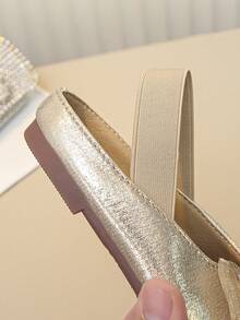 女童金色网纱蝴蝶结公主鞋，软底防滑幼儿表演礼服鞋 - 金色 - 查看 7