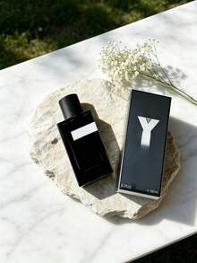 Perfume - Black and White - View 10