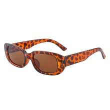 1pc Retro Small Frame Fashion Glasses, Suitable For Parties, Punk Style, Personalized European Design Style, Square Frame - Multicolor - View 3