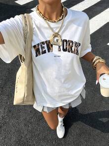 女士针织圆领短袖T恤，饰有亮片“NEW YORK”字母印花，常规长度休闲款 - 白色 - 查看 1