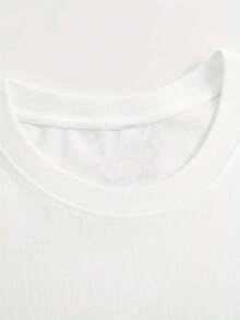 Women's T-Shirt With Spanish Christian Motif - It's Time For God's Perfect Will. Spanish Scripture & Bible Verse Design (Isaiah 60:1) - Breathable Crew Neck Casual Top For Summer, Church Events, Leisure Wear - Comfortable Spanish Religious Clothing With Skillful Cartoon Print, Machine Washable, Relaxed Fit For All Seasons. - White - View 3