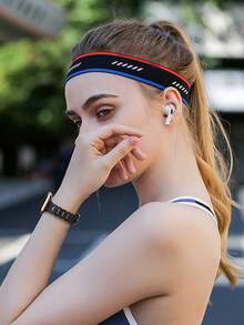 Bracelet de montre en silicone à fleurs ajourées compatible avec Apple Watch Band 38mm 40mm 41mm 42mm 44mm 45mm 46mm 49mm, bracelet de sport fin, ajouré, gravé, respirant et étanche compatible avec Ultra 3 2 1 Série 11/10/9/8/7/SE/6/5/4/3/2/1 Femmes Hommes - Noir - Voir 6