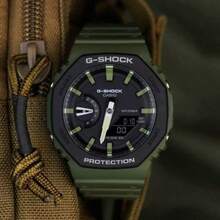 Casio 卡西欧 G-SHOCK GA-2100SU-3ADR 军绿色八角形手表，200米防水防震多功能数字腕表 - 均碼 - 查看 5