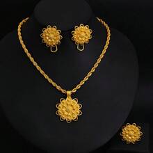 Bộ trang sức 3 món màu vàng đồng, gồm dây chuyền mặt dây hình hoa, bông tai và nhẫn, phong cách Trung Đông, thích hợp làm quà tặng cho cô dâu trong đám cưới. - Vàng - Xem 6