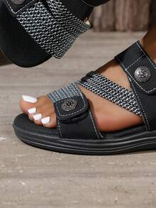 2026 Spring/Summer New Women Flat Sandals, Comfortable Non-Slip Casual Beach Slippers, Plus Size Adjustable Wedge Slides - All Black - View 6