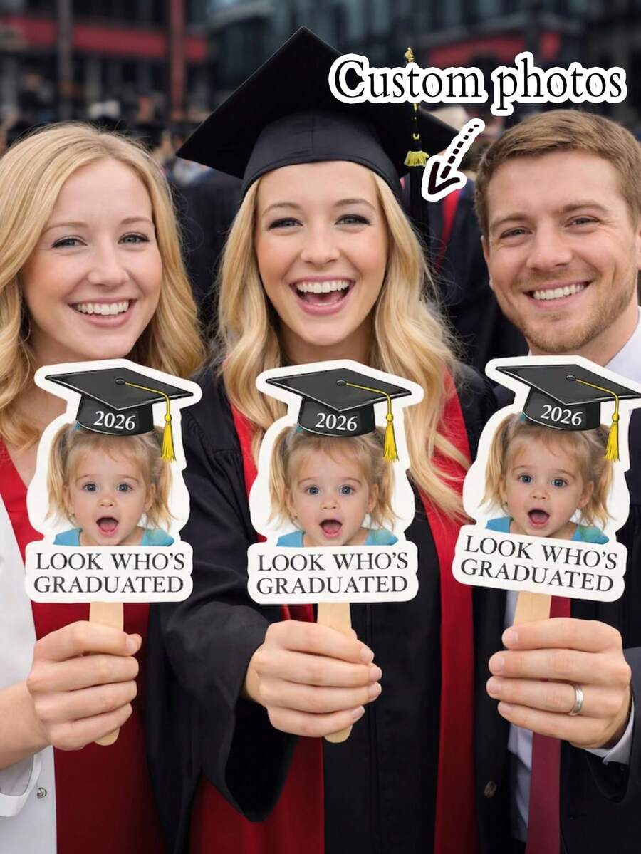 Accesorio de foto personalizado para graduación con cara de bebé divertida, letrero con palito, decoración para fiesta de graduación 2026, regalo para graduado, accesorio de foto "Mira quién se ha graduado" - Multicolor - Ver 1