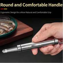 1 pieza Pelador de camarones de acero inoxidable, herramienta práctica para el procesamiento de mariscos, elimina fácilmente la cáscara y la vena del camarón, material de metal de alta calidad duradero y afilado, herramienta eficiente para pelar camarones para uso doméstico, restaurantes, hoteles, compacta y portátil, accesorio de cocina decorativo y funcional, gran regalo para entusiastas de la cocina - Ver 8