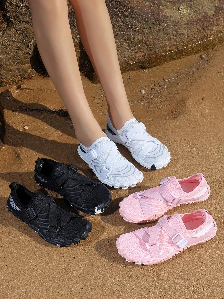 HDOXSE Men's And Women's Lightweight And Breathable River Tracing Shoes Are Available With White/Black, Black/White, And All-Pink Soles, Offering Comfort For Standing And Running. Ideal For Outdoor Wear, They Feature Shock Absorption, A Low-Cut Lace-Up Design, And Durable All-Terrain Traction. - 黑色 - 查看 1