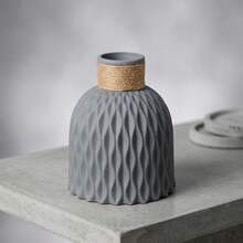 1 pièce Vase décoratif de style bohème minimaliste moderne, léger et incassable, finition mate résistante à l'eau, en matière plastique de haute qualité, style nordique de ferme moderne, disponible en noir, gris, rose, blanc unicolore, design sphérique arrondi en haut, texture 3D ondulée, livré avec un décor de corde de jute naturelle au cou - A - Voir 9