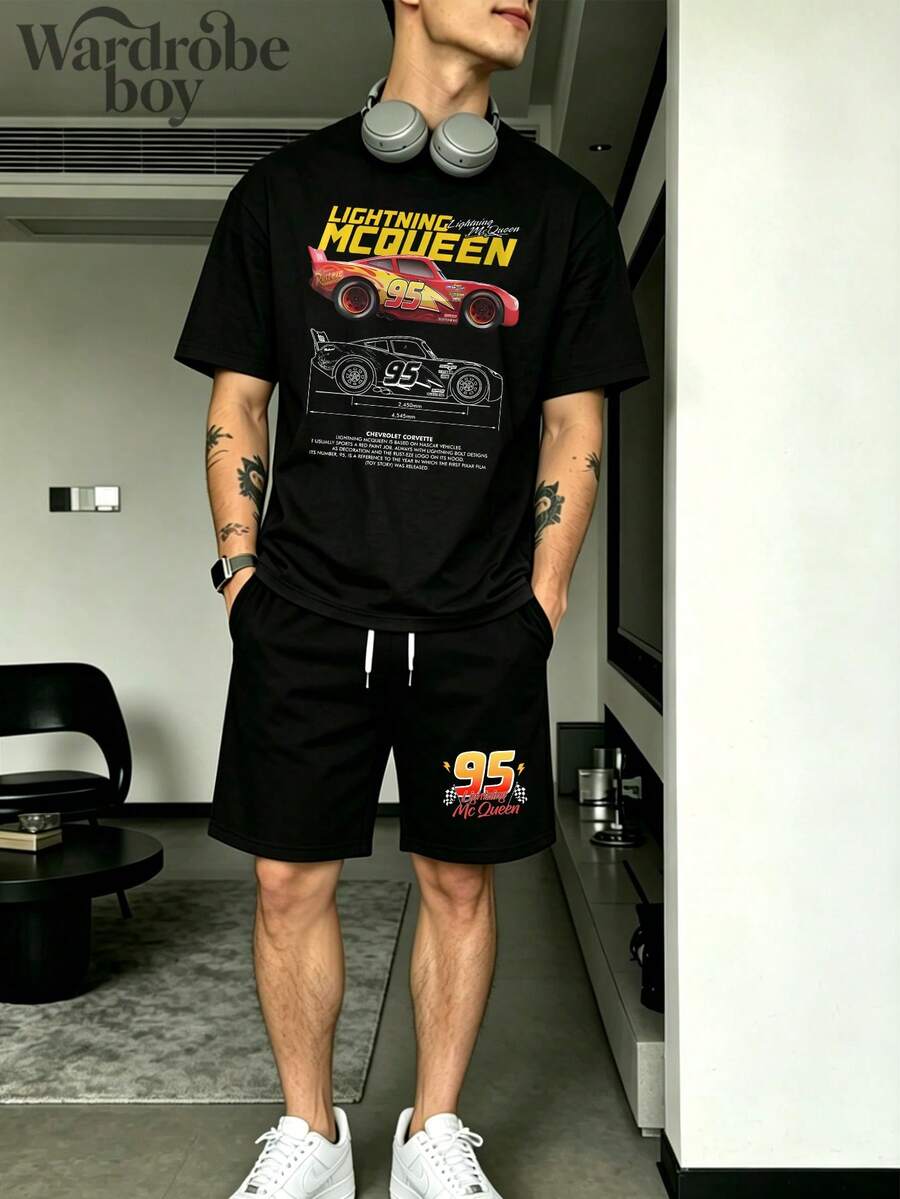 Disney Licensed Short-Sleeve Printed T-Shirt And Shorts Set, Men's Two-Piece Set, Lightning McQueen And Number 95 Cartoon Printed T-Shirt And Shorts Set, Suitable For Family Outings And Vacations. Unisex. Comfortable And Breathable. - 黑色 - 查看 1