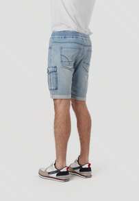 Koroshi Pantalón corto jogger denim cargo hombre composición 75%Algodon 24%Poliester 1%Elastano AZUL CL / LIGHT BLUE Tallas L/M/S/XL/XXL Proporciona elasticidad y libertad de movimiento. Ideales para un estilo casual versátil. - Celeste - Ver 5
