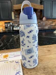 Owa Laa Delft Cat Print Large Capacity Stainless Steel Water Bottle, 32oz/945ml With Straw, Exquisite Look, Double Wall Insulated For Hot&Cold Drinks/Iced Water, For Leisure Work Sports Indoor Outdoor, Ideal For Students Office Workers, Perfect Gift Choice - 寶藍色 - 查看 6