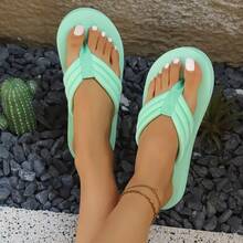 Women's Flip Flops - European And American Style Lightweight Comfortable Casual Thong Slippers - Beach Sandals Size 36-45 - Grass Green - View 3