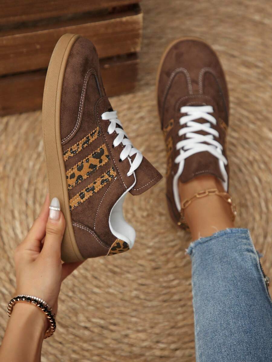 Giày thể thao nữ casual đa năng họa tiết da báo, giày thể thao đế cao su mềm mại, thoáng khí, nhẹ, phối nhiều mảnh ghép dành cho nữ. - màu nâu - Xem 1