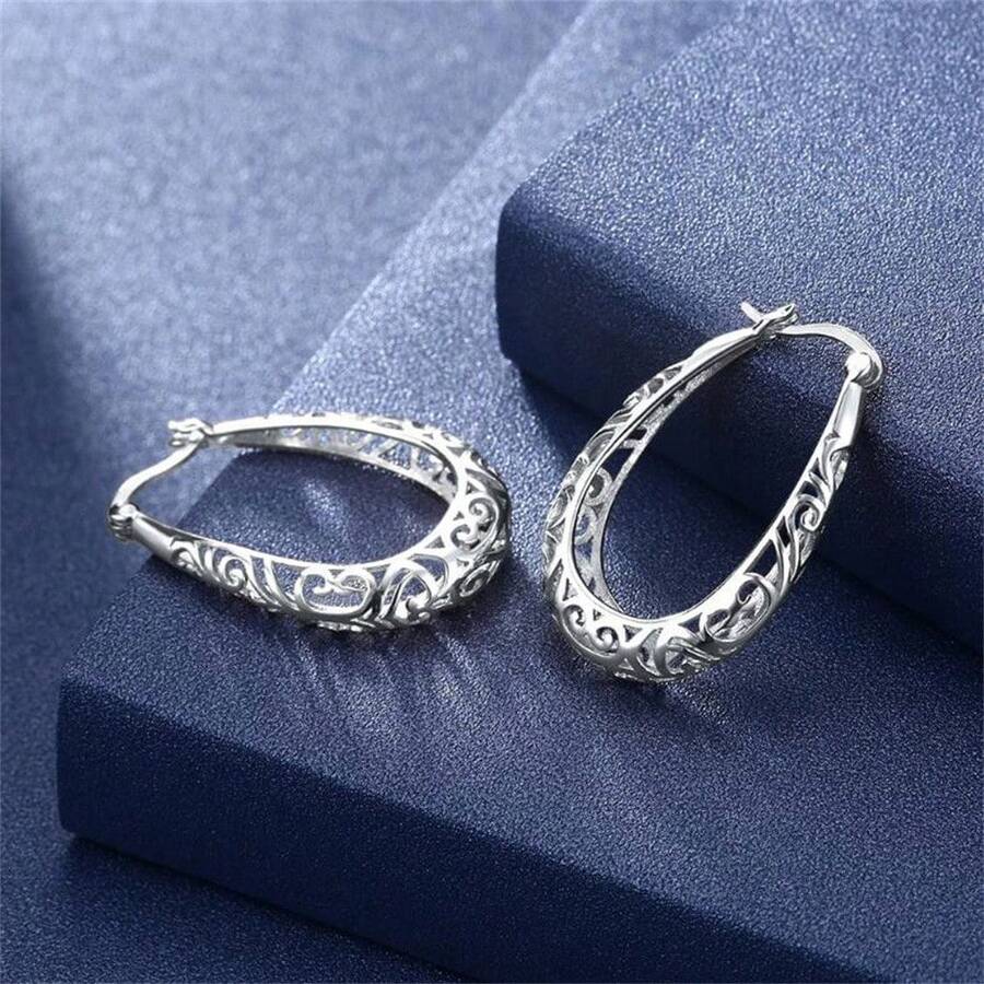Pendientes de aro negros de plata de ley 925 para mujeres, hipoalergénicos, aptos para uso diario y ocasiones formales, todo el año, tema navideño y de piedra natal de diciembre, joyería de alta calidad - Dorado - Ver 1