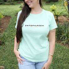 Camiseta Babylook Feminina Universitária Estampa Casual Confortável Enfermagem Enfermeira Profissão Faculdade 100% Algodão - Verde Menta - Visão 2