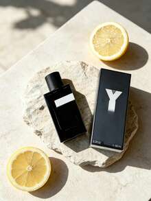 Perfume - Black and White - View 12