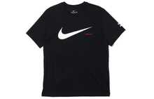 NikeSportswearSwooshLogo袖口雙鉤印花短袖T卹 - 黑色 - 查看 12
