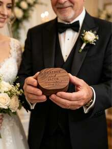 Boîte à bagues personnalisée 2 compartiments/ Boîte à bagues de fiançailles personnalisée/ Boîte à bagues en bois gravée/ Cadeau d'anniversaire pour couple/ Cadeau de porteur d'alliances de mariage - Multicolore - Voir 2