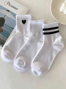 3pairs Sporty Heart Patterned Over Knee Socks - Black and White - View 4
