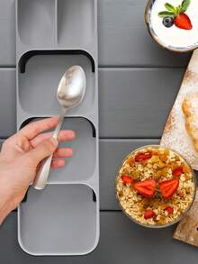 Organizador de cubiertos para cajón de cocina, bandeja compacta y ahorradora de espacio para cubiertos y cubertería - Gris - Ver 4