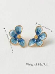 French Vintage Blue Enamel Flower Stud Earrings For Women 3D Gradient Floral Ear Studs Elegant Cottagecore Fairycore Jewelry Gift - Blue - View 3
