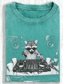 2026 Washed Cotton, DJ Raccoon  Print T-Shirt, High-Quality Batik Cotton Vintage Fashion Brand T-Shirt, Women's T-Shirt, Popular For Daily Wear, Holiday Gift, Perfect Present, White Tops, Valentines Day Outfit, Mardi Gras, Summer Tops,   For Women, Valentine Outfits For Women, Women Tops, Fairycore, Superbowl, Elegant Women's Clothing - 綠色 - 查看 9