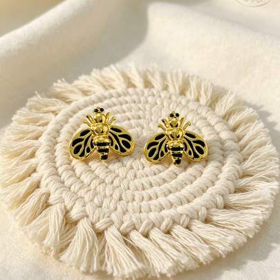 Enamel Bee Stud Earrings, Cute Insect Earrings For Women And Girls