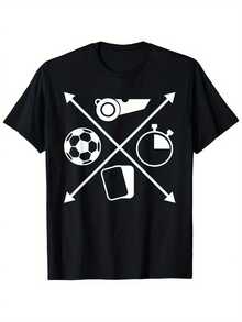 Camiseta Gráfica de Árbitro de Fútbol para Hombre - Negra con Diseño Deportivo Blanco (Balón de Fútbol, Silbato, Cronómetro, Banderas Cruzadas, Gorra de Árbitro y Tarjeta) - Camiseta Casual Transpirable de Cuello Redondo para Árbitros, Entrenadores, Jugadores - Ropa Lavable a Máquina para Todas las Temporadas - Corte Relajado con Estampado Digital para Vestimenta Casual - Ideal para Entrenamientos y Salidas Informales - Camiseta de Moda Masculina Elegante y Funcional, Jersey de Fútbol - Negro - Ver 5